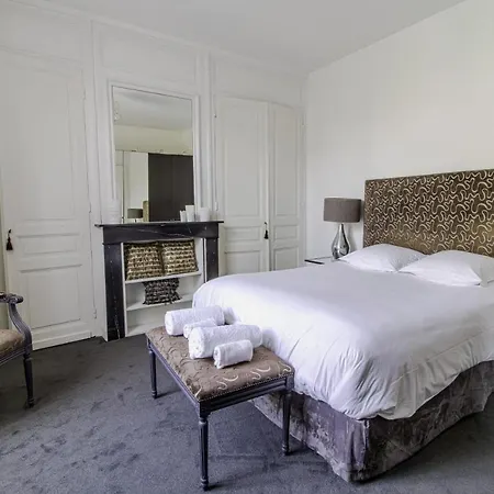 Maison Des Buissonnets بيت للعطل